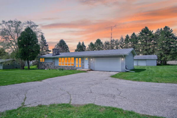 1114 Chapel Road Parma, MI 49269 - Photo 3 of 36 Chapel 3 - Copy
