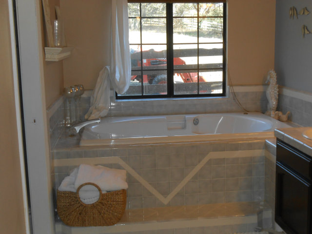 854 Cole Road Aromas, CA 95004 - Photo 6 of 14 Gallery Image 6