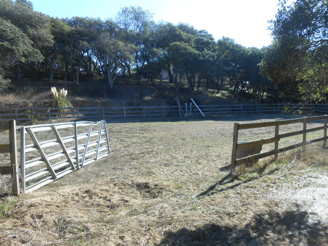 854 Cole Road Aromas, CA 95004 - Photo 10 of 14 Gallery Image 10
