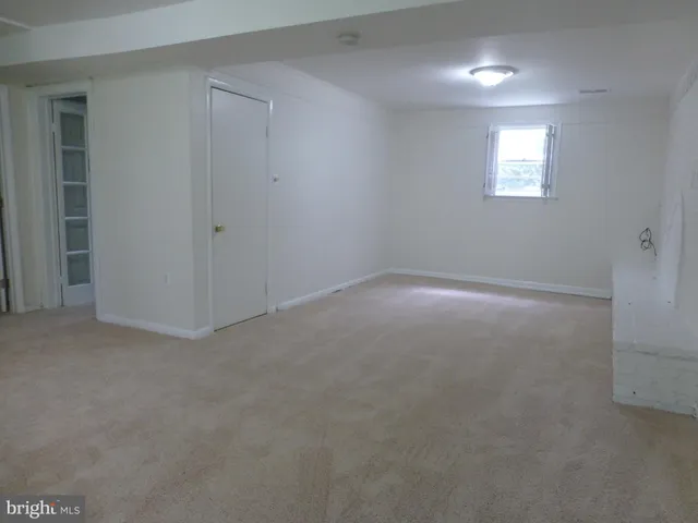 $4,400 | 2046 Greenwich Street, Falls Church, VA 22043