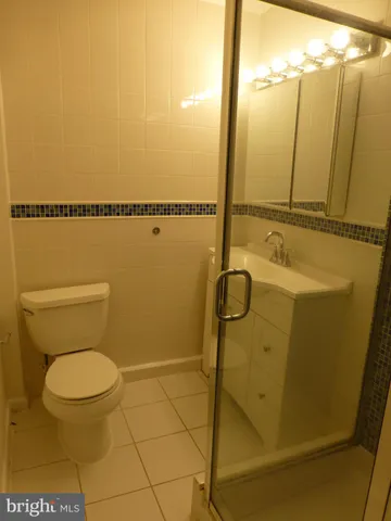 $4,400 | 2046 Greenwich Street, Falls Church, VA 22043