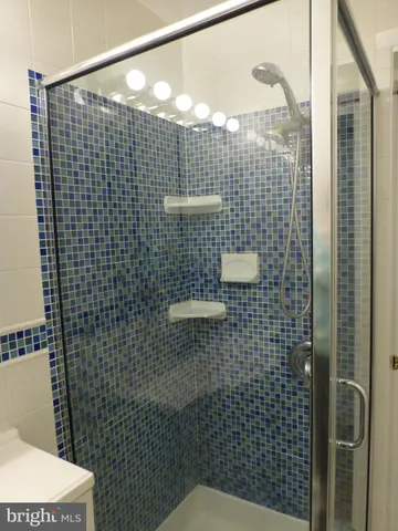 $4,400 | 2046 Greenwich Street, Falls Church, VA 22043