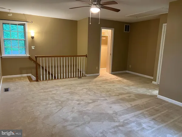 $4,400 | 2046 Greenwich Street, Falls Church, VA 22043