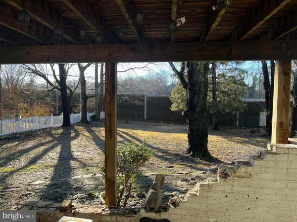 $4,400 | 2046 Greenwich Street, Falls Church, VA 22043