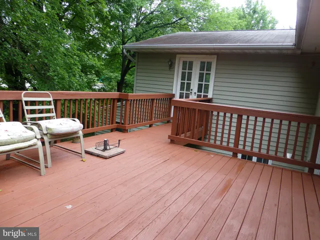 $4,400 | 2046 Greenwich Street, Falls Church, VA 22043