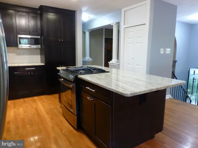 $4,400 | 2046 Greenwich Street, Falls Church, VA 22043