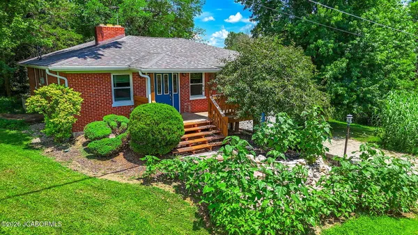 $279,900 | 3917 Bald Hill Road, Jefferson City, MO 65101
