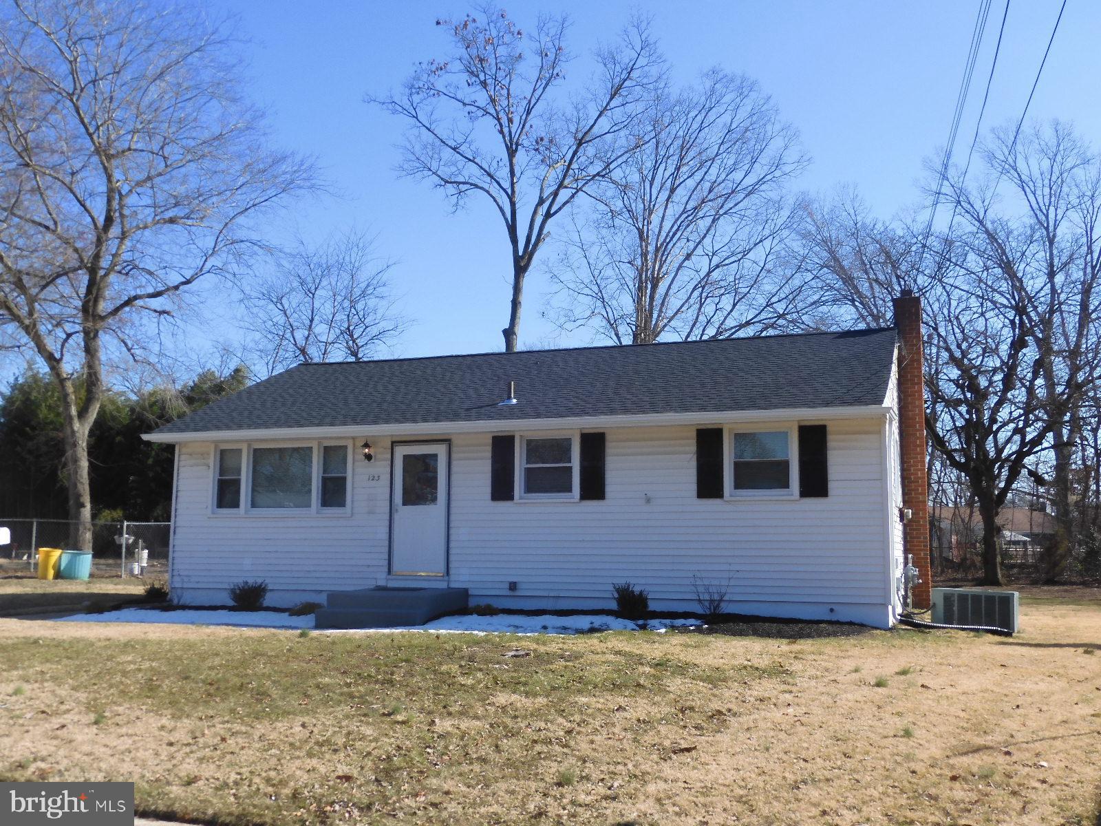 123 Estates Road Pine Hill, NJ 08021 - Photo 1 of 37