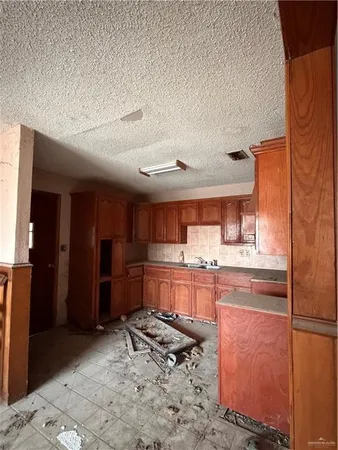 a view of an entryway of a house