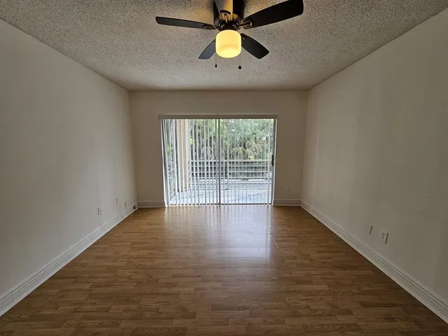 $1,450 | 2800 Northwest 56th Avenue, Unit E201, Lauderhill, FL 33313