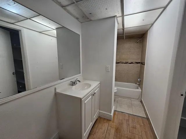 $1,450 | 2800 Northwest 56th Avenue, Unit E201, Lauderhill, FL 33313