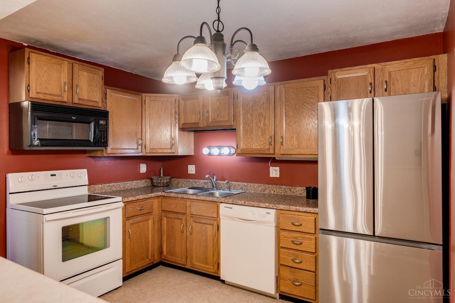 4274 Paul Road, Unit 31 Cincinnati, OH 45238 - Photo 7 of 26 Gallery Image 7