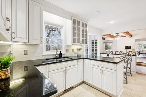 $1,175,000 | 6708 Rosemary Lane, Edina, MN 55439