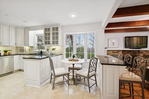 $1,175,000 | 6708 Rosemary Lane, Edina, MN 55439