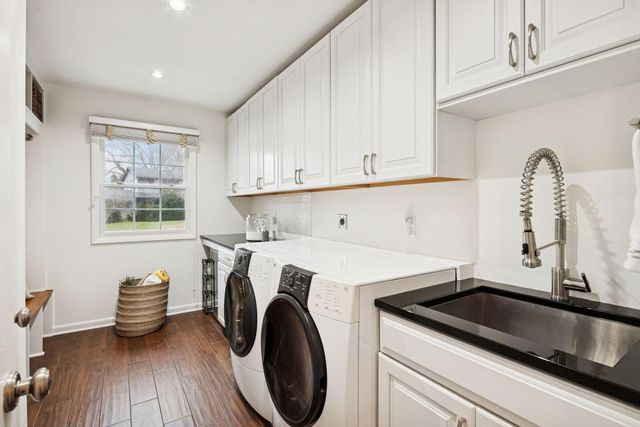 $1,175,000 | 6708 Rosemary Lane, Edina, MN 55439