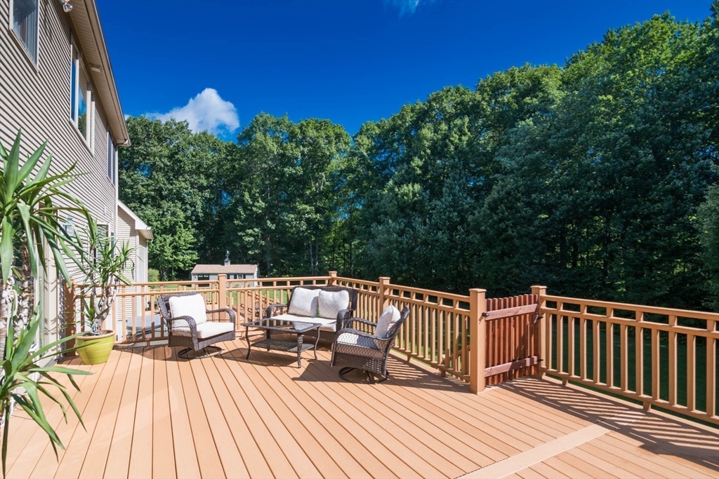 243 Wilbraham Road Monson, MA 01057 - Photo 34 of 42