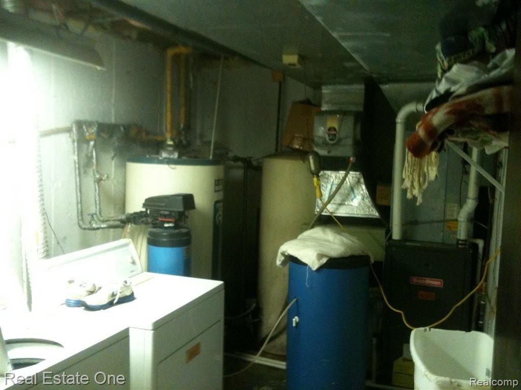 5140 Preston Road Howell, MI 48855 - Photo 6 of 6 photo (6).JPG