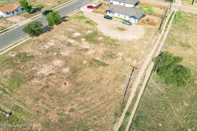 $8,000 | 1907 East 15th Street, Lubbock, TX 79403