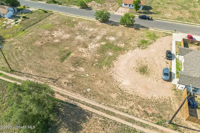 $8,000 | 1907 East 15th Street, Lubbock, TX 79403