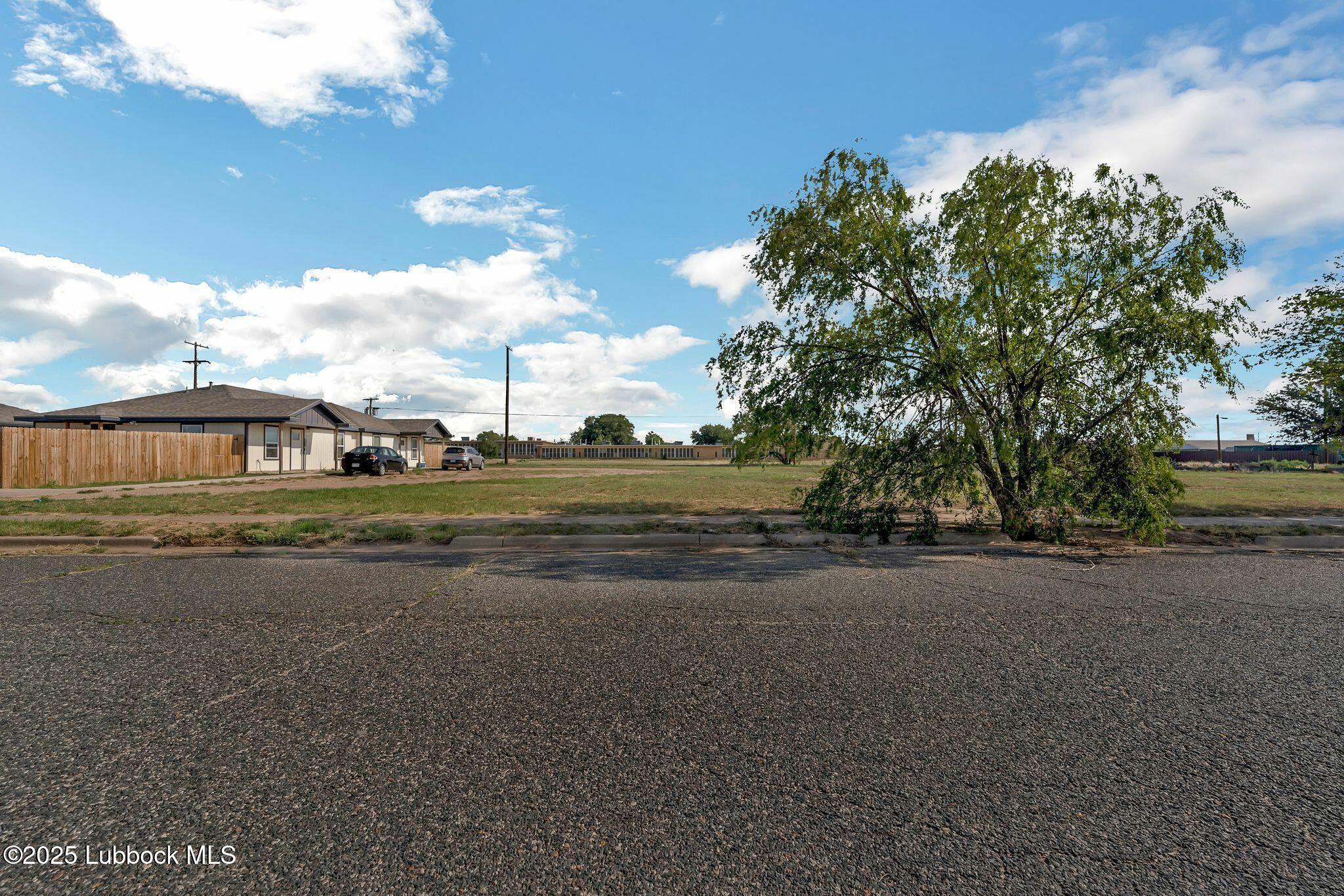 1907 East 15th Street Lubbock, TX 79403 - Photo 18 of 38 18