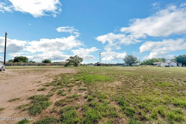 $8,000 | 1907 East 15th Street, Lubbock, TX 79403