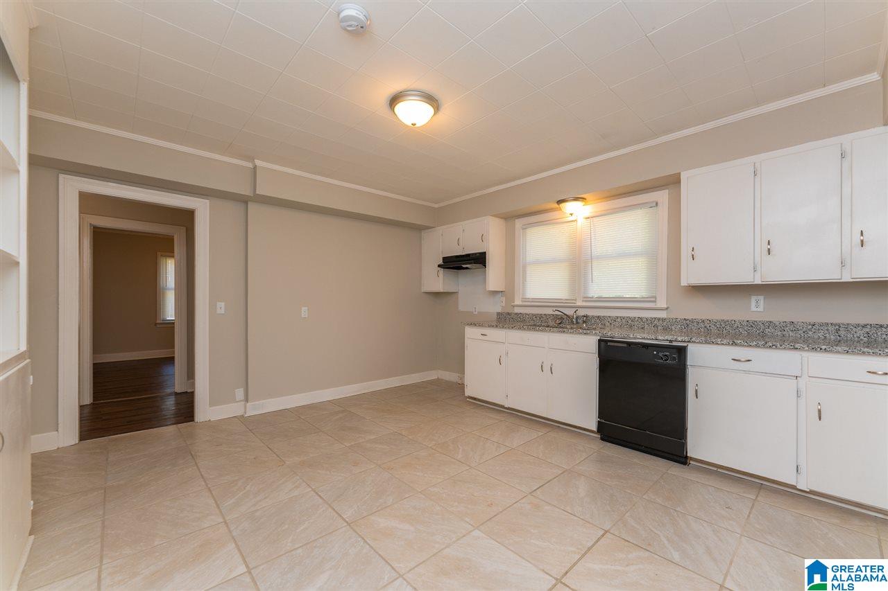 321 Shaw Street Athens, AL 35611 - Photo 5 of 10