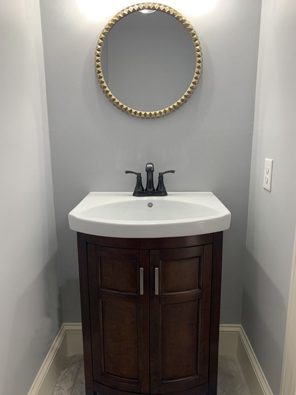 10 Apple Tree Hill Road, Unit 10 Hopkinton, MA 01748 - Photo 22 of 40 Gallery Image 22