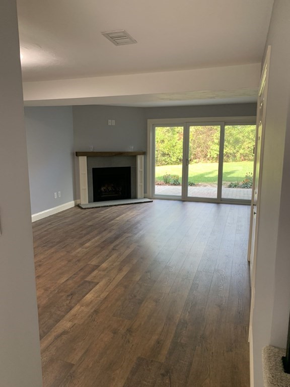 10 Apple Tree Hill Road, Unit 10 Hopkinton, MA 01748 - Photo 35 of 40 Gallery Image 35