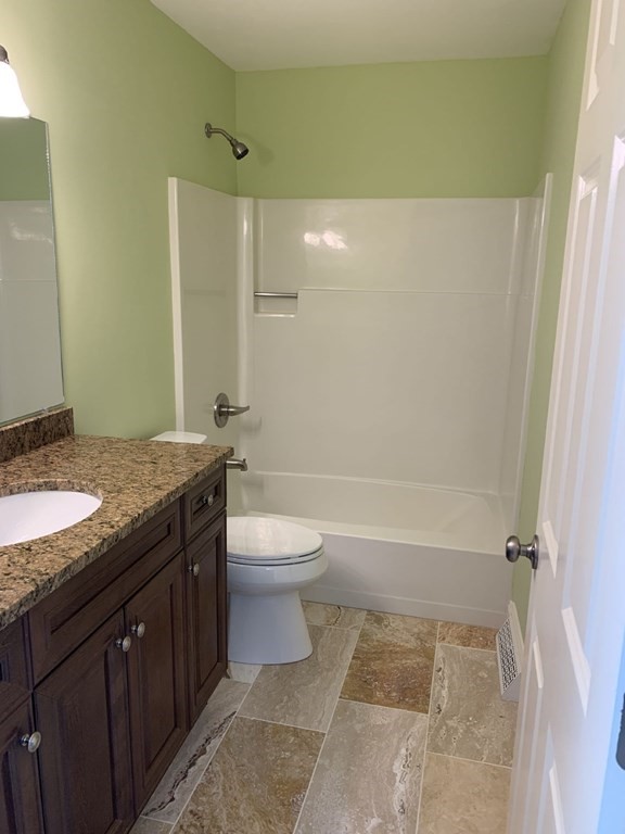 10 Apple Tree Hill Road, Unit 10 Hopkinton, MA 01748 - Photo 9 of 40 Gallery Image 9