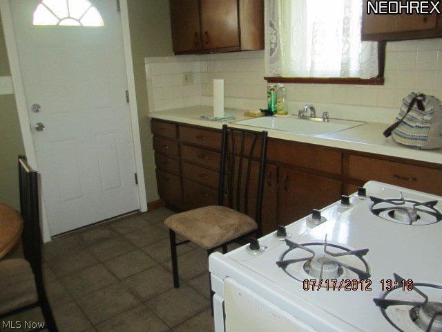 15505 Ridpath Avenue Cleveland, OH 44110 - Photo 5 of 8 Gallery Image 5