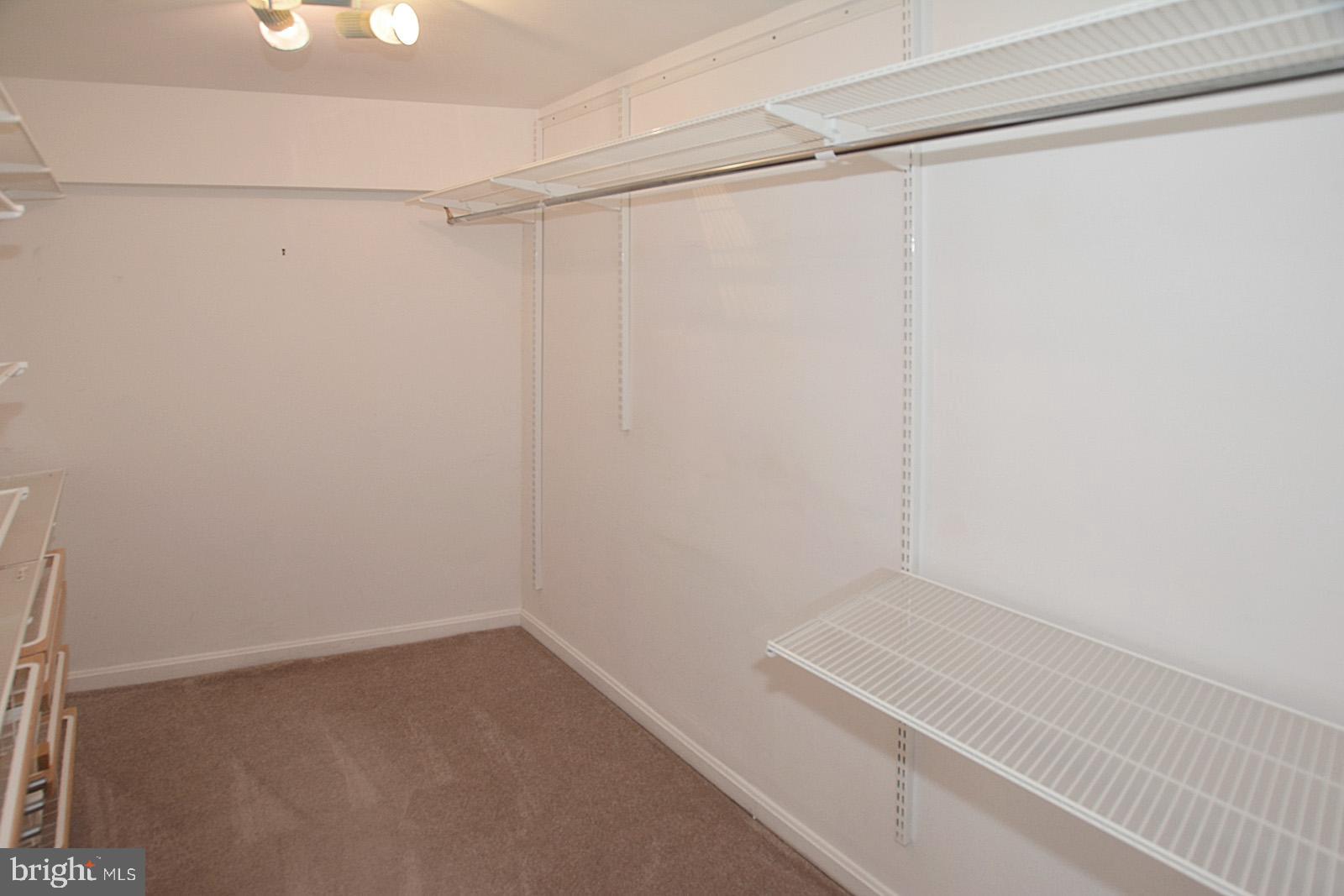 11909 Crosswind Court Reston, VA 20194 - Photo 23 of 33 Gallery Image 23