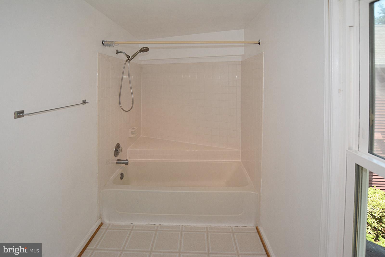 11909 Crosswind Court Reston, VA 20194 - Photo 24 of 33 Gallery Image 24