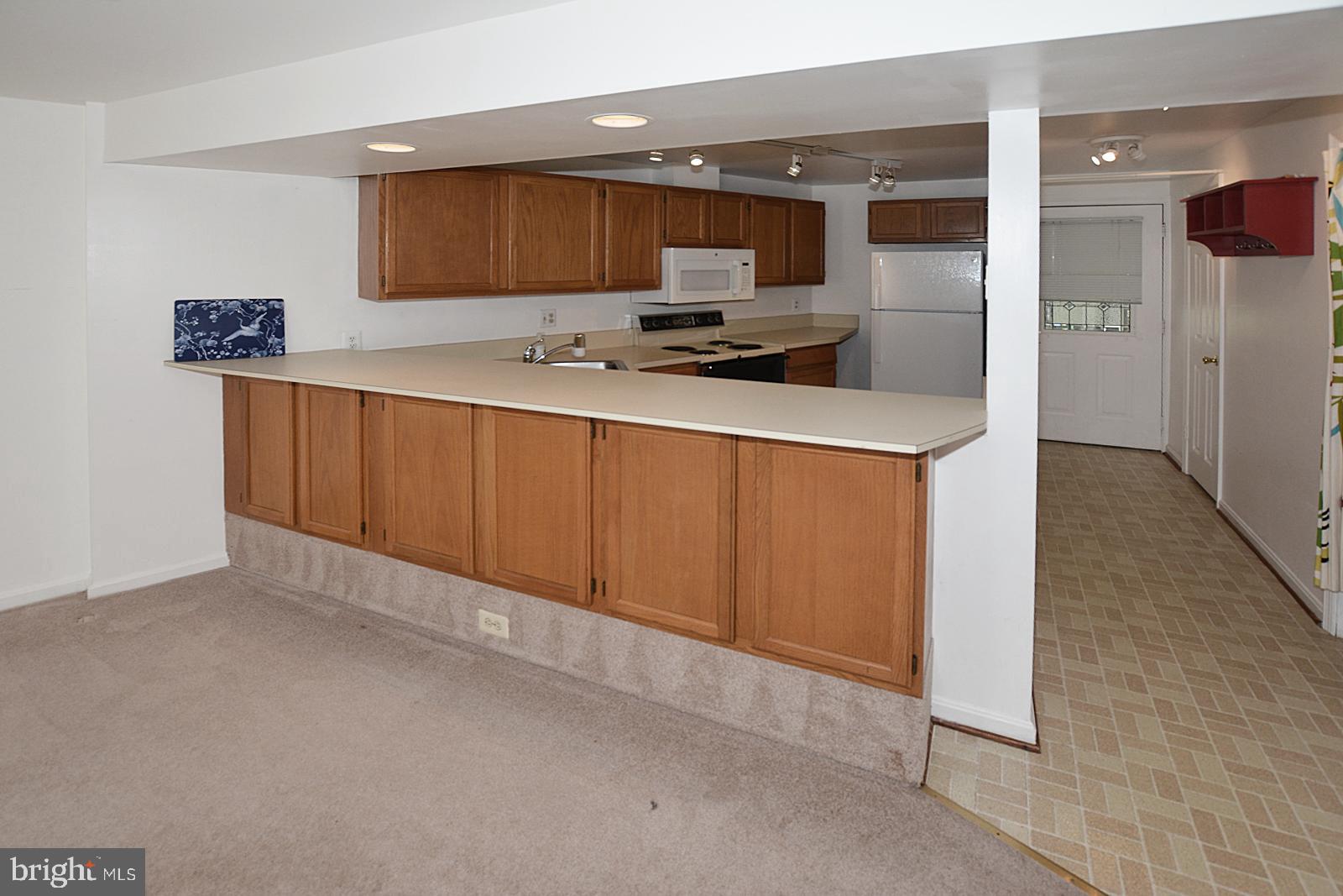 11909 Crosswind Court Reston, VA 20194 - Photo 10 of 33 Gallery Image 10