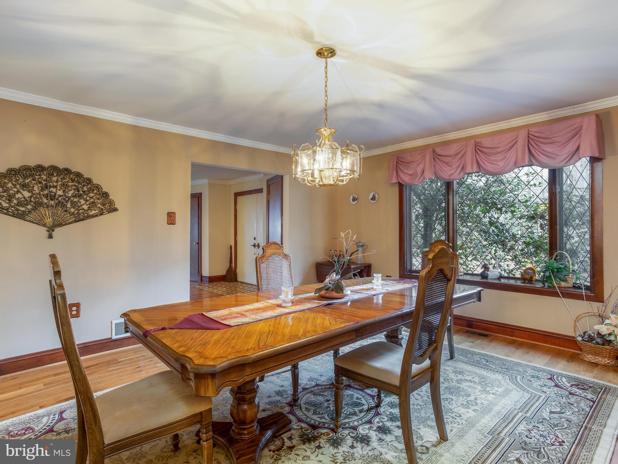 3681 Russell Road Woodbridge, VA 22192 - Photo 15 of 48 Spacious Dining Room.