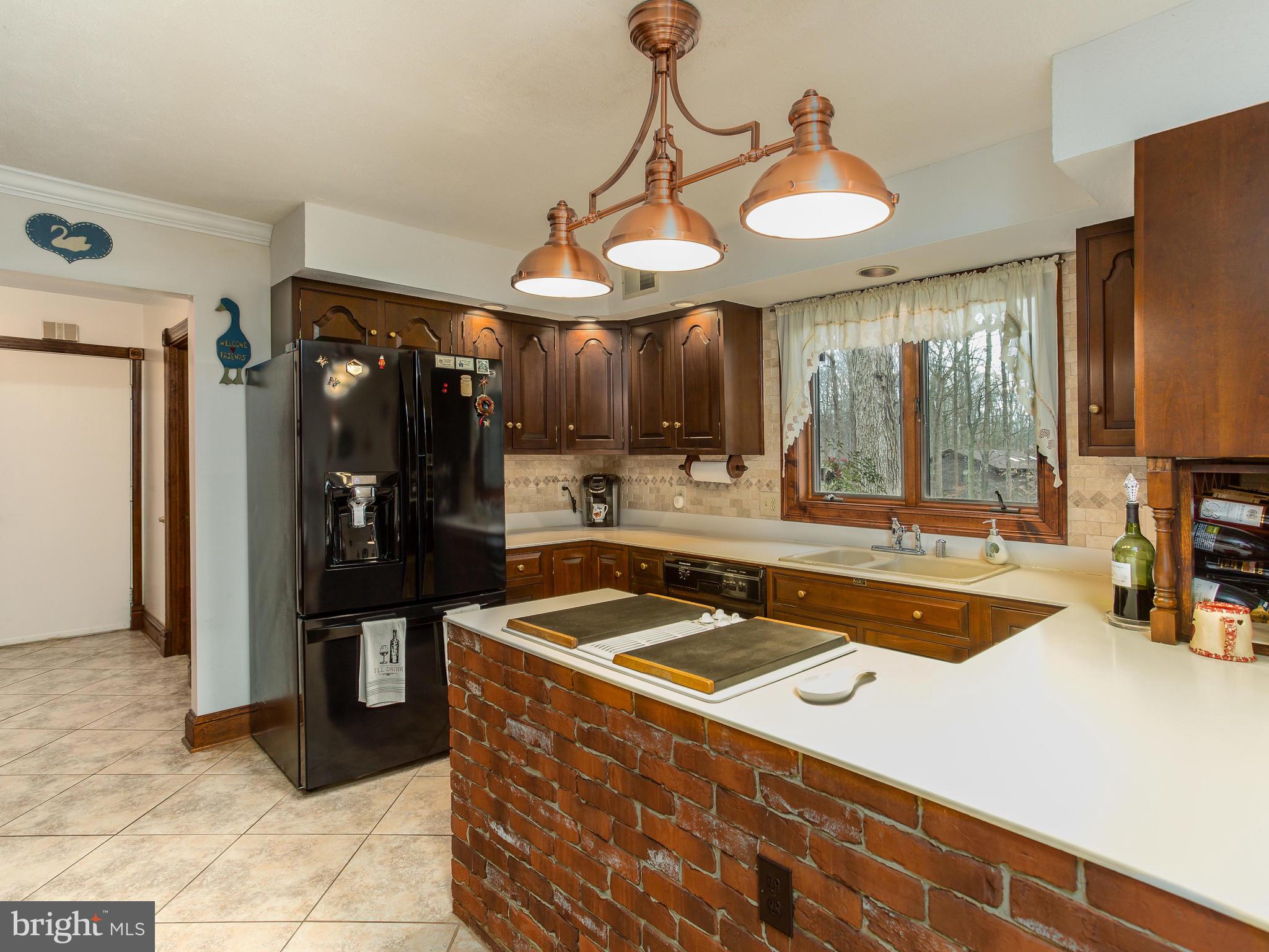 3681 Russell Road Woodbridge, VA 22192 - Photo 17 of 48 Plenty of counter space in bright kitchen.