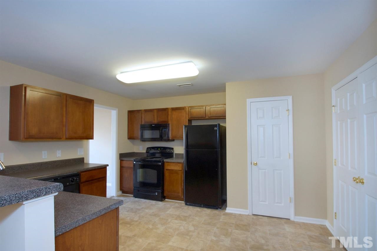 1505 Pebble Ridge Drive Raleigh, NC 27610 - Photo 5 of 23 Gallery Image 5