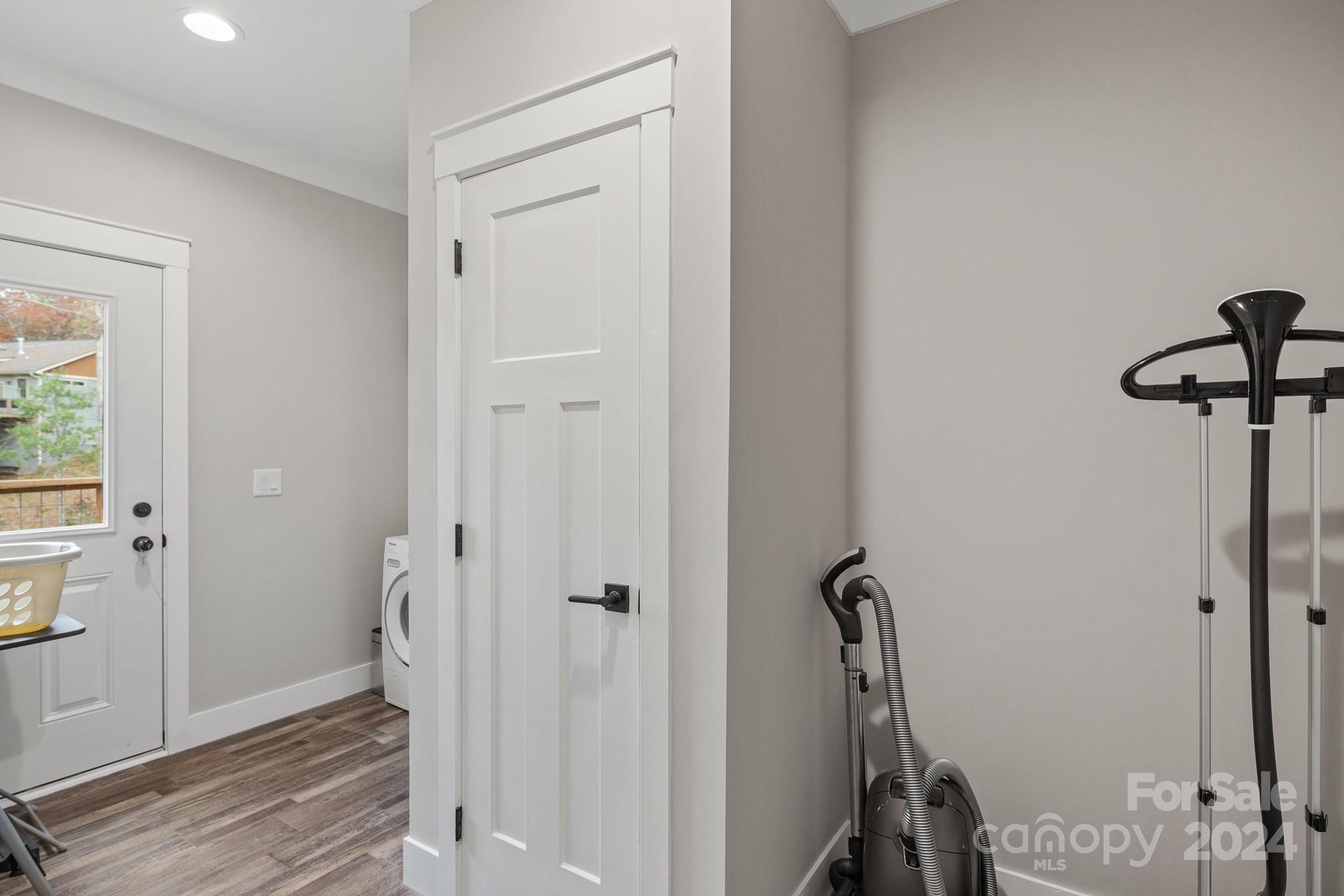 132 Cascade Rdg Road Fairview, NC 28730 - Photo 4 of 48 Gallery Image 4