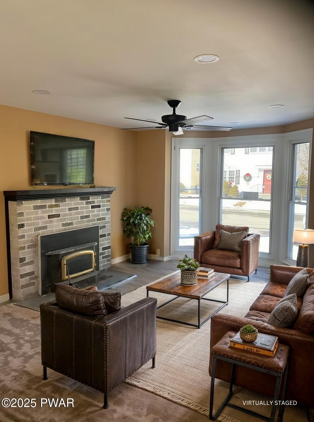 308 Keystone Street Hawley, PA 18428 - Photo 4 of 29