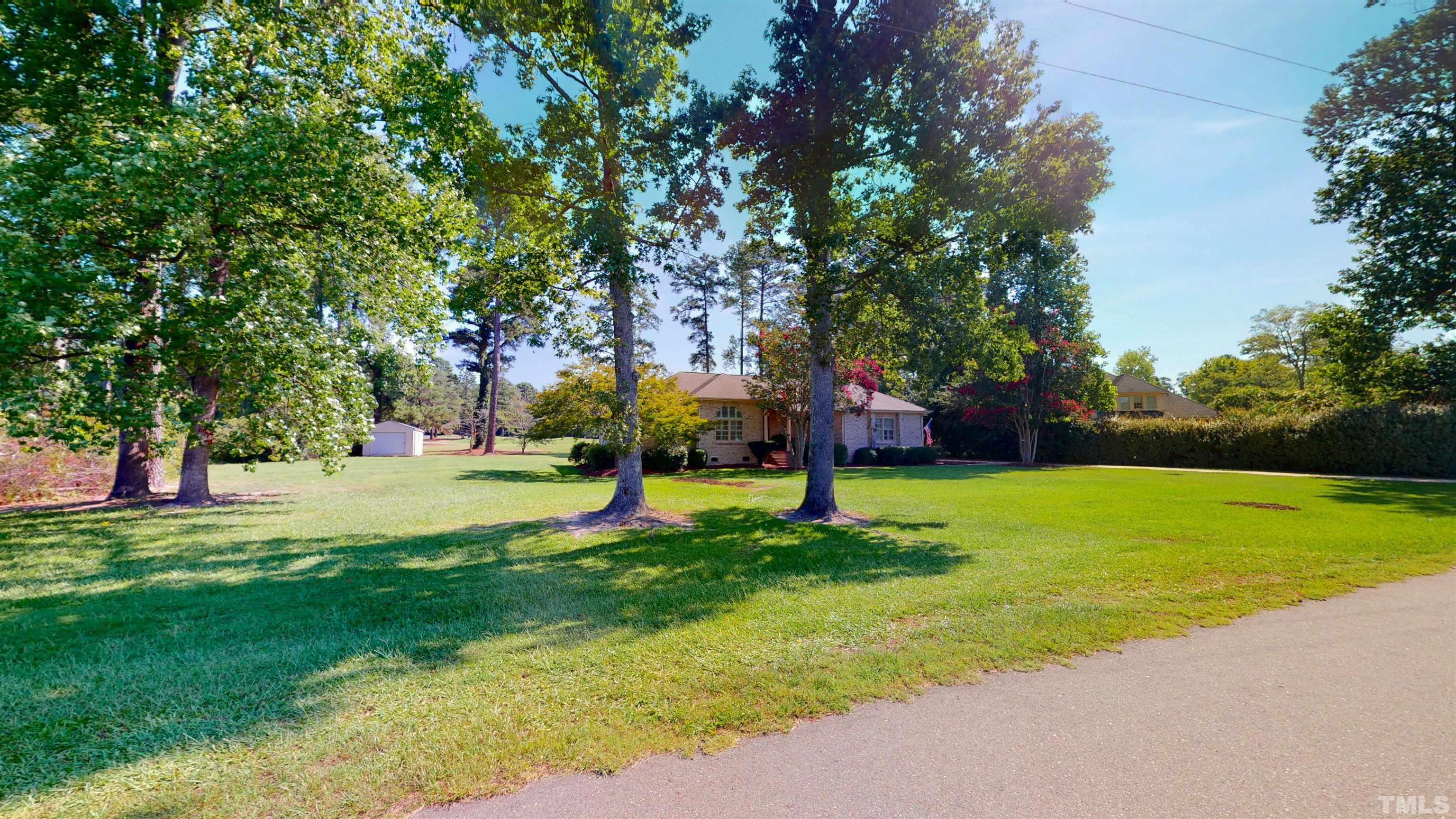 1262 Country Club Road Smithfield, NC 27577 - Photo 12 of 80 Gallery Image 12