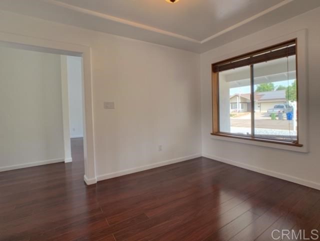 10535 Susie Place Santee, CA 92071 - Photo 8 of 23