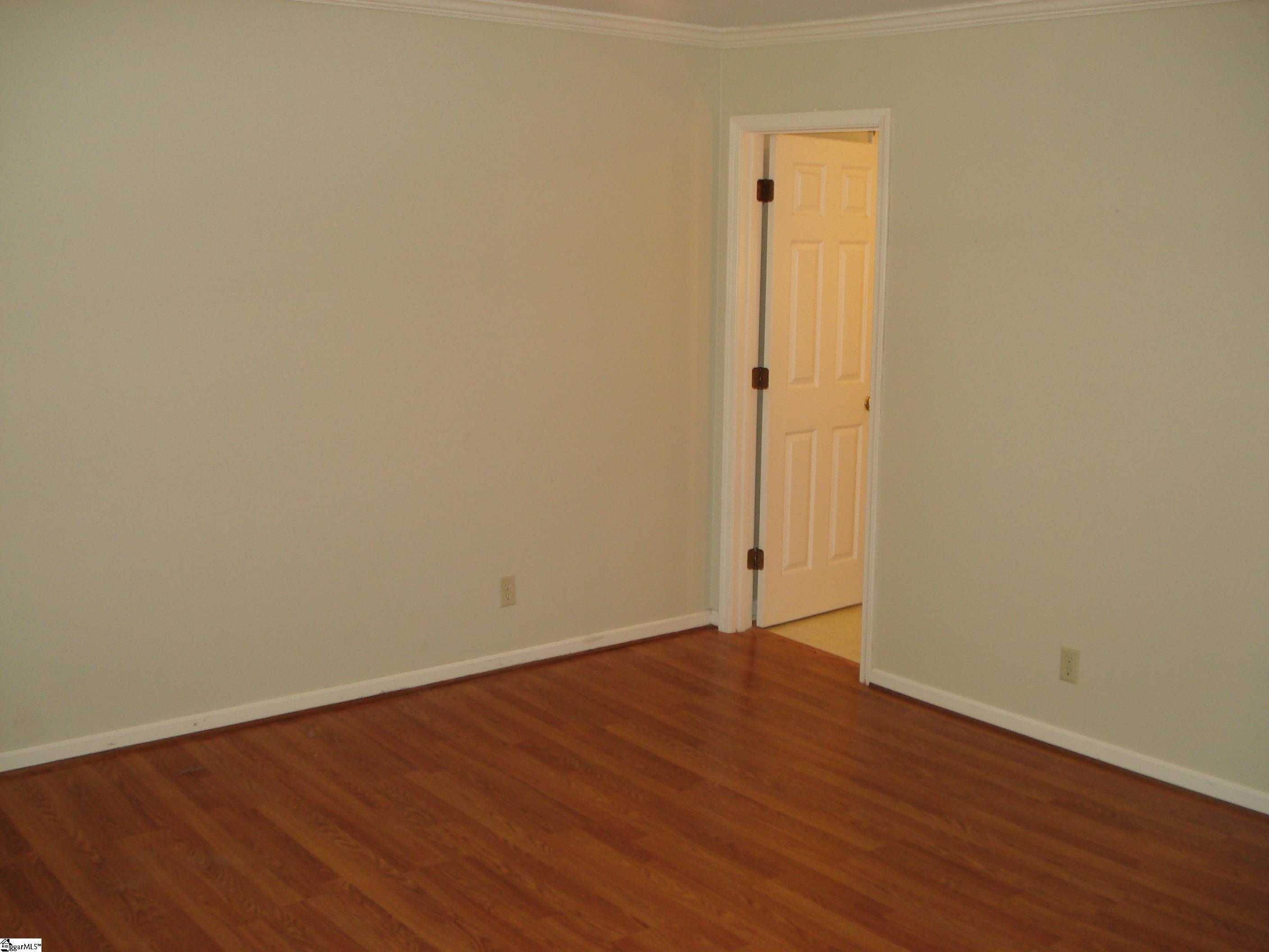 26 Rison Road Greenville, SC 29611 - Photo 9 of 19 Gallery Image 9