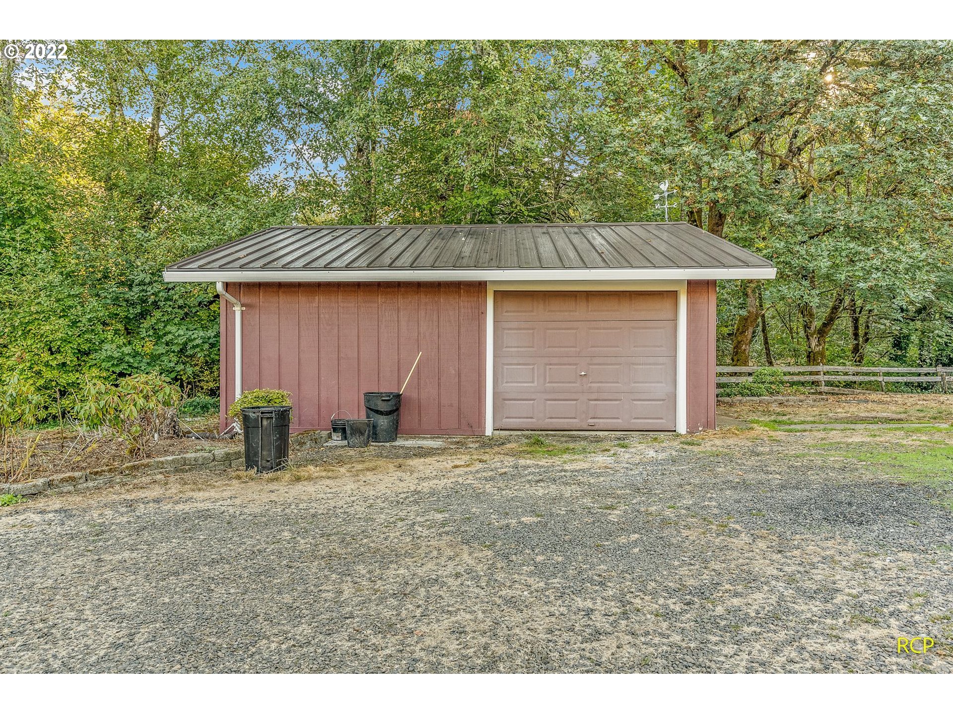 21710 Gooseneck Road Sheridan, OR 97378 - Photo 28 of 32 a house view with a backyard space