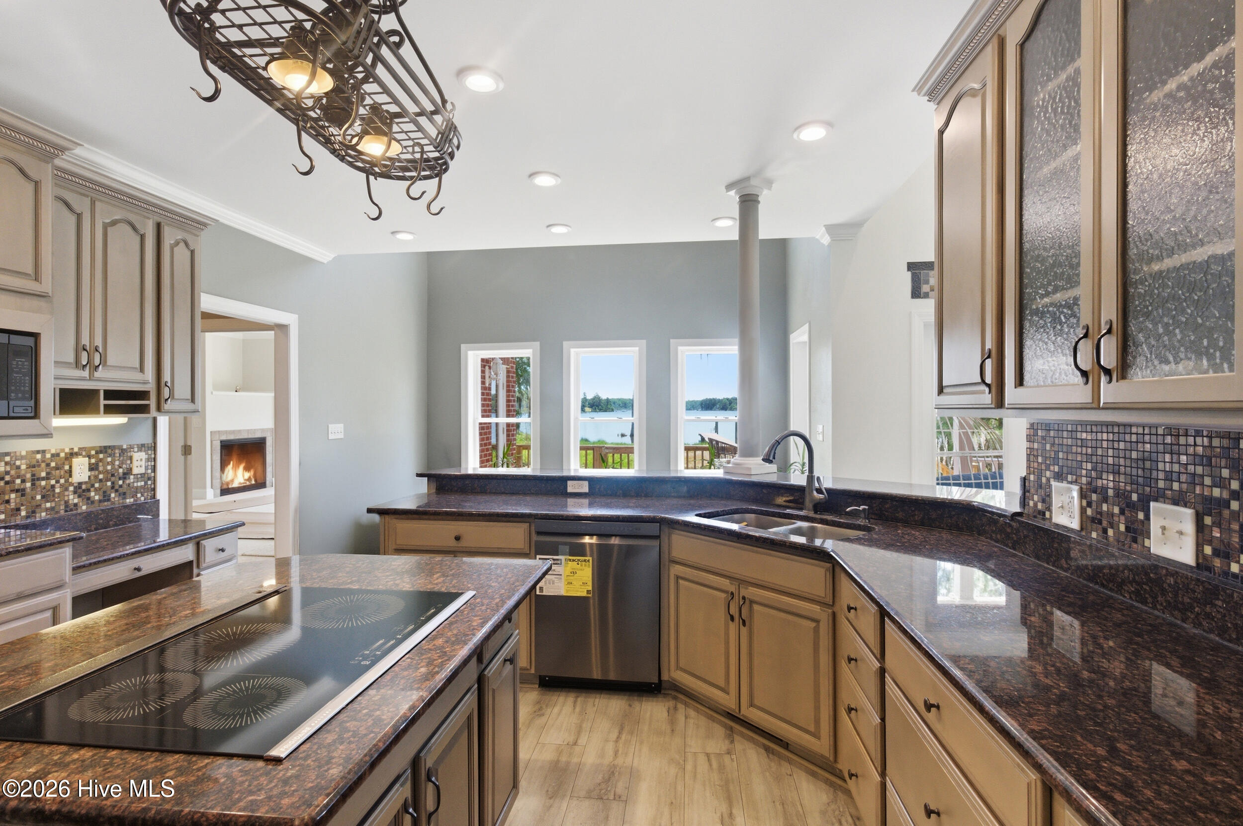 516 Long Point Road Chocowinity, NC 27817 - Photo 5 of 49 Kitchen