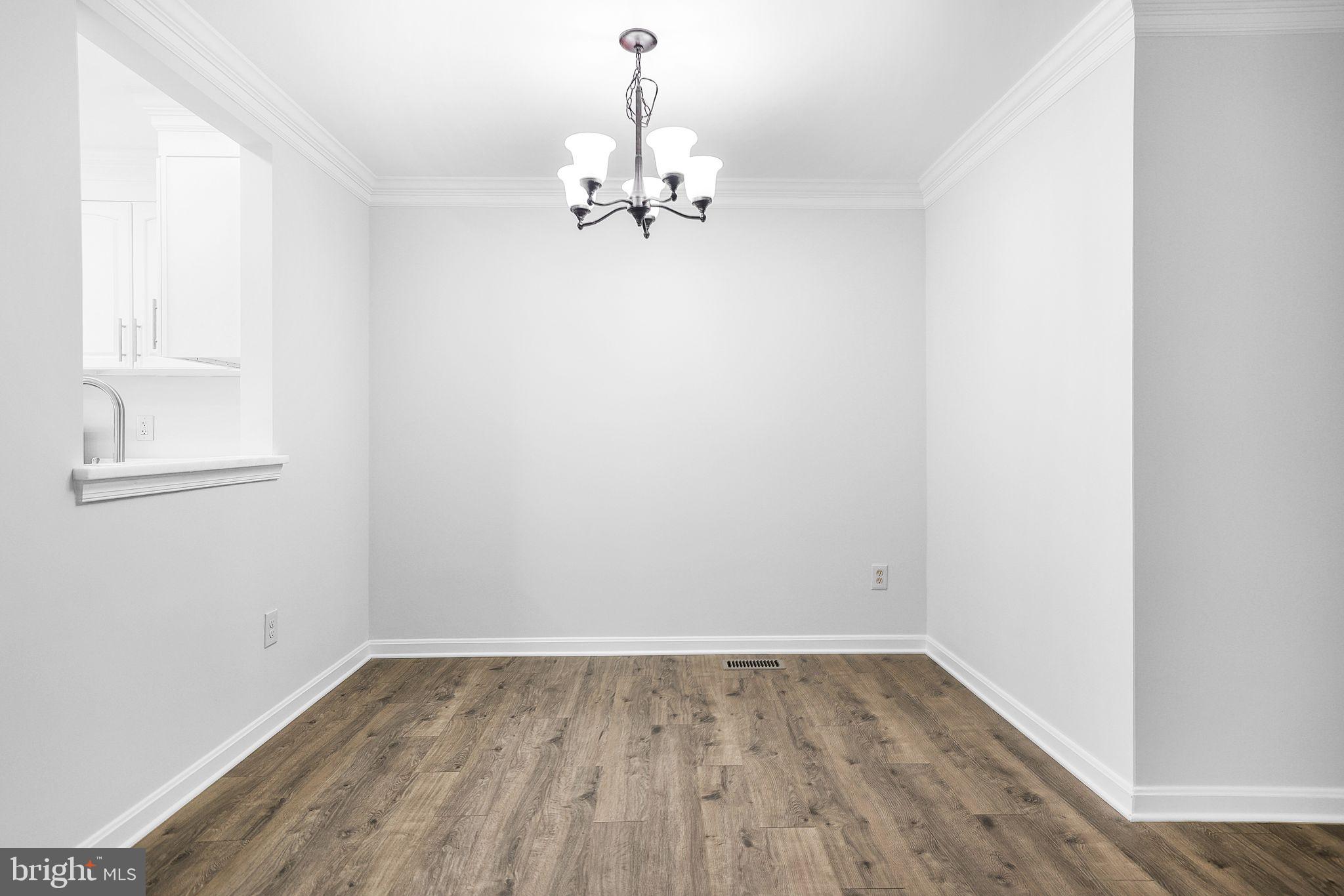 8012 Dayspring Court Springfield, VA 22153 - Photo 8 of 35 Gallery Image 8