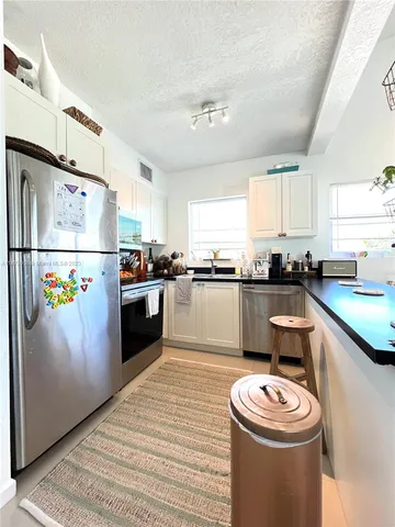 $6,800,000 | 8035 Crespi Boulevard, Miami Beach, FL 33141