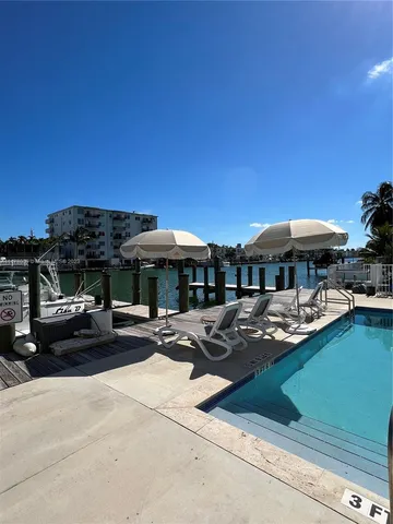 $6,800,000 | 8035 Crespi Boulevard, Miami Beach, FL 33141