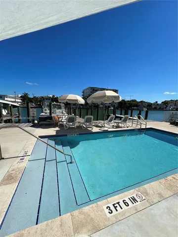 $6,800,000 | 8035 Crespi Boulevard, Miami Beach, FL 33141