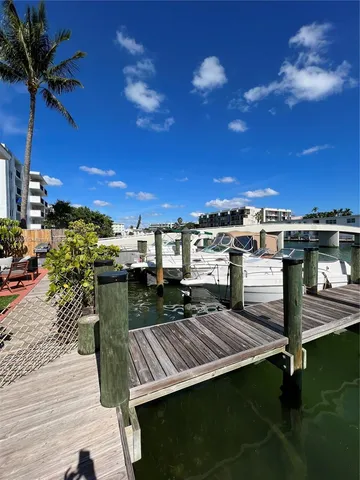 $6,800,000 | 8035 Crespi Boulevard, Miami Beach, FL 33141