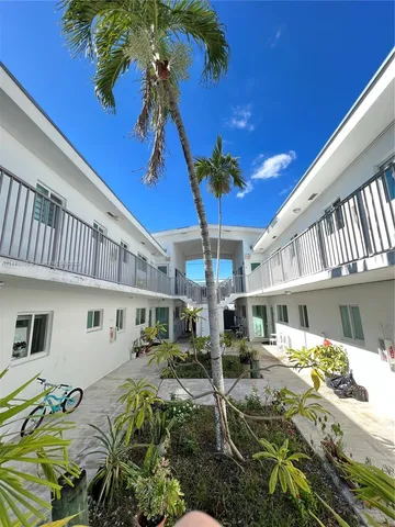$6,800,000 | 8035 Crespi Boulevard, Miami Beach, FL 33141