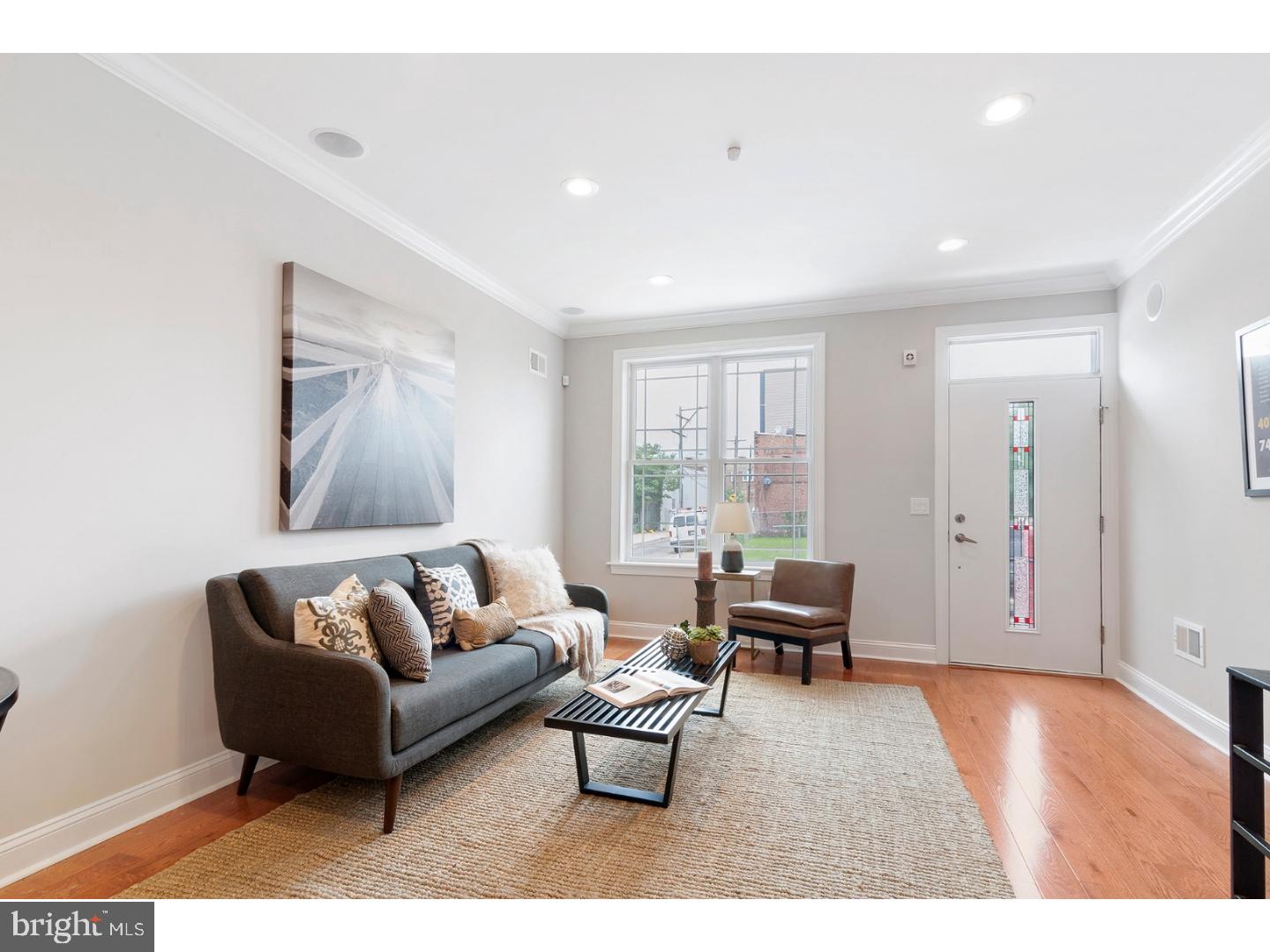 2040 Reed Street Philadelphia, PA 19146 - Photo 4 of 25 Gallery Image 4